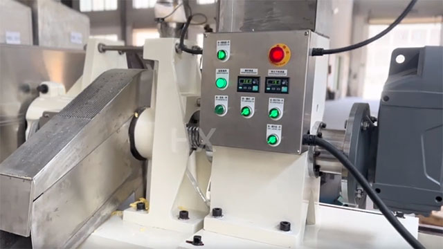 Línea de producción de snacks tipo tornillo / kukure crujiente